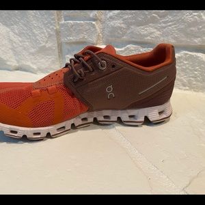 Women’s On Cloud running shoes